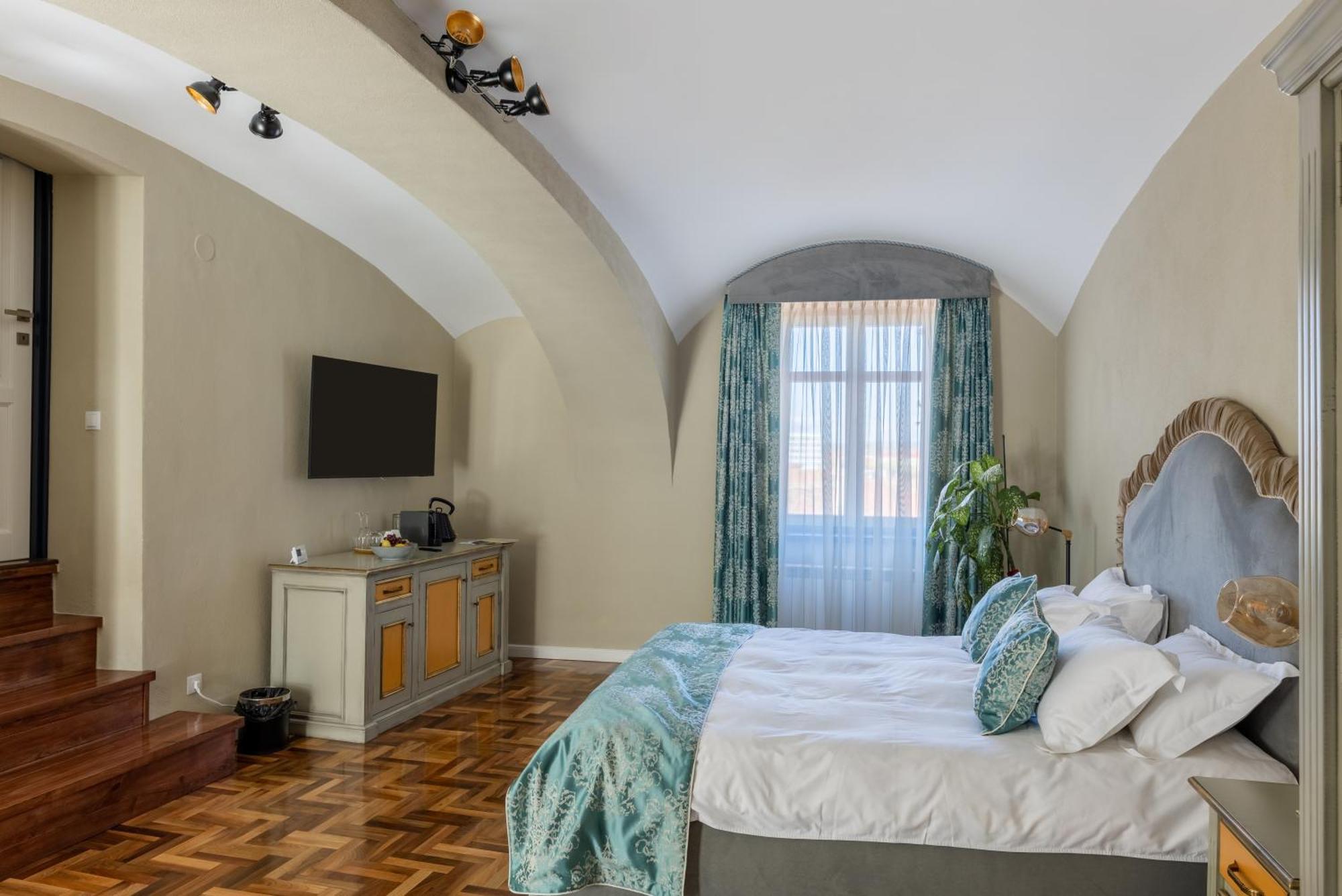 シビウ Magister Seven Bed & Breakfast エクステリア 写真